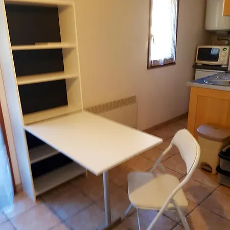 Confortable A - 16 M², Parking Gratuit